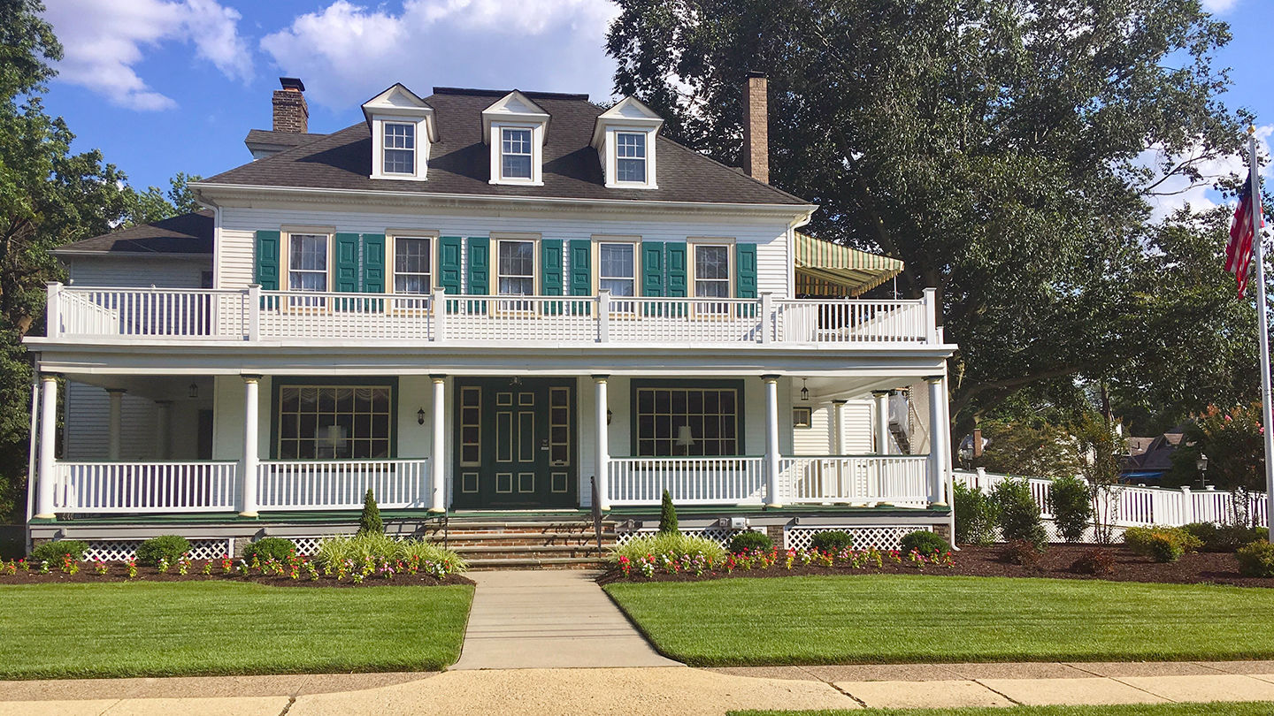 BlakeDoyle Funeral Home Funeral & Cremation